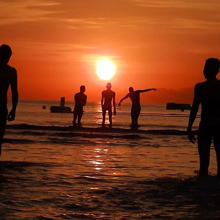 ゲストハウス Casavero