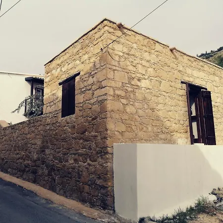 Casavero Pensión Oroklini